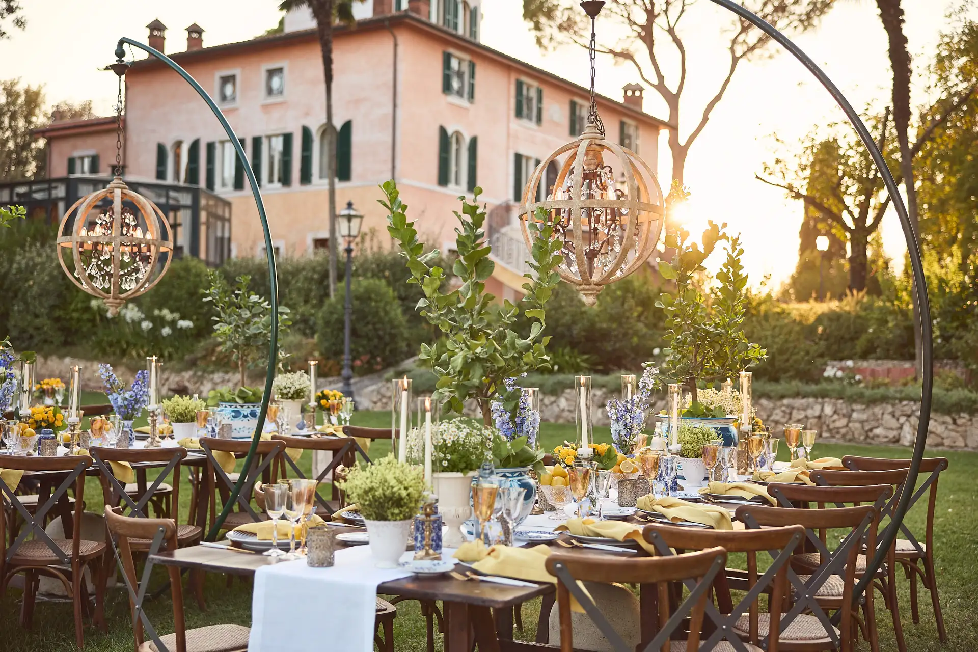 welcome dinner under stars