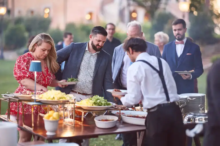 welcome dinner under stars