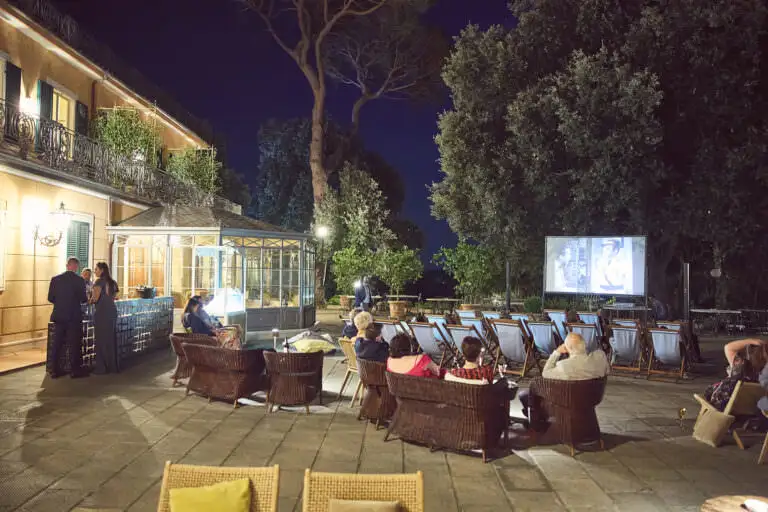 welcome dinner under stars