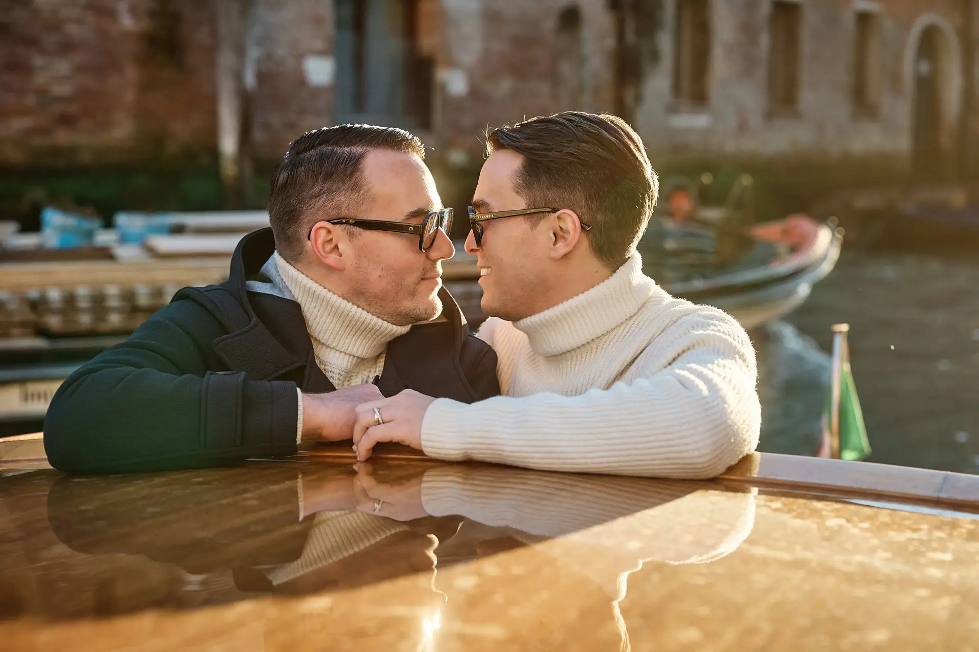 stylish venice engagement shoot
