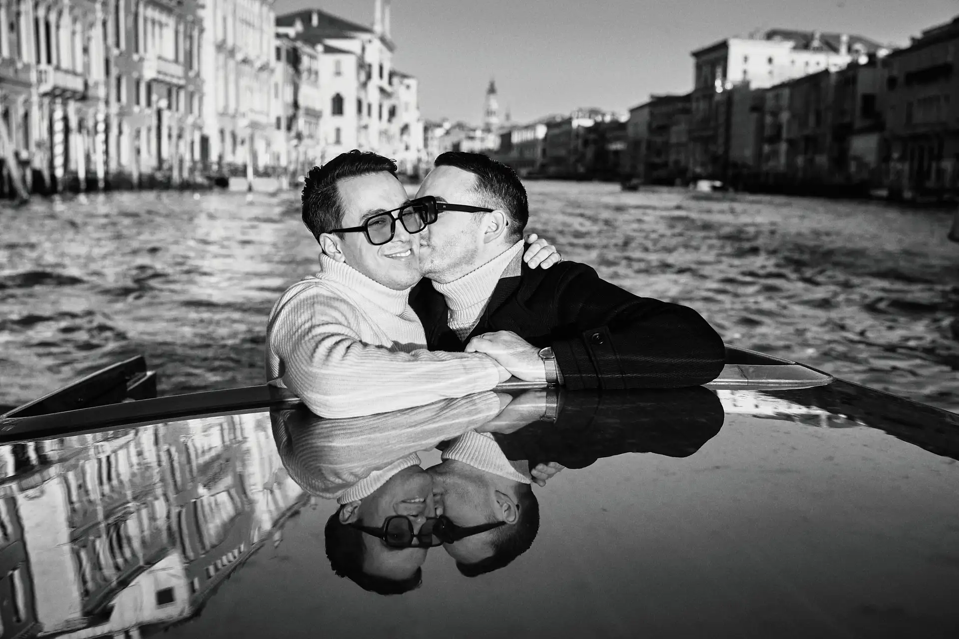 stylish venice engagement shoot