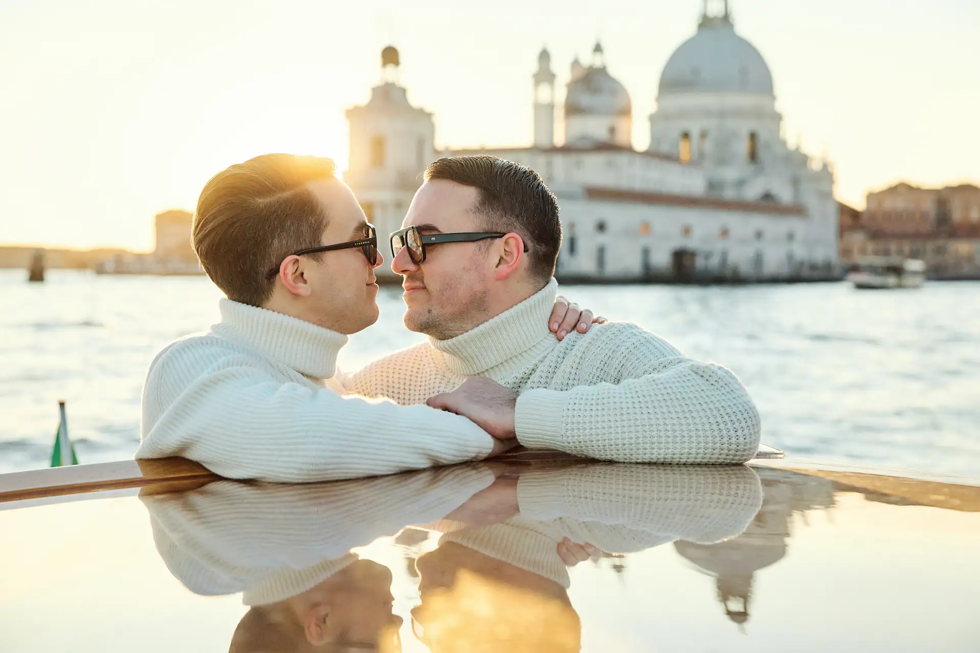 stylish venice engagement shoot