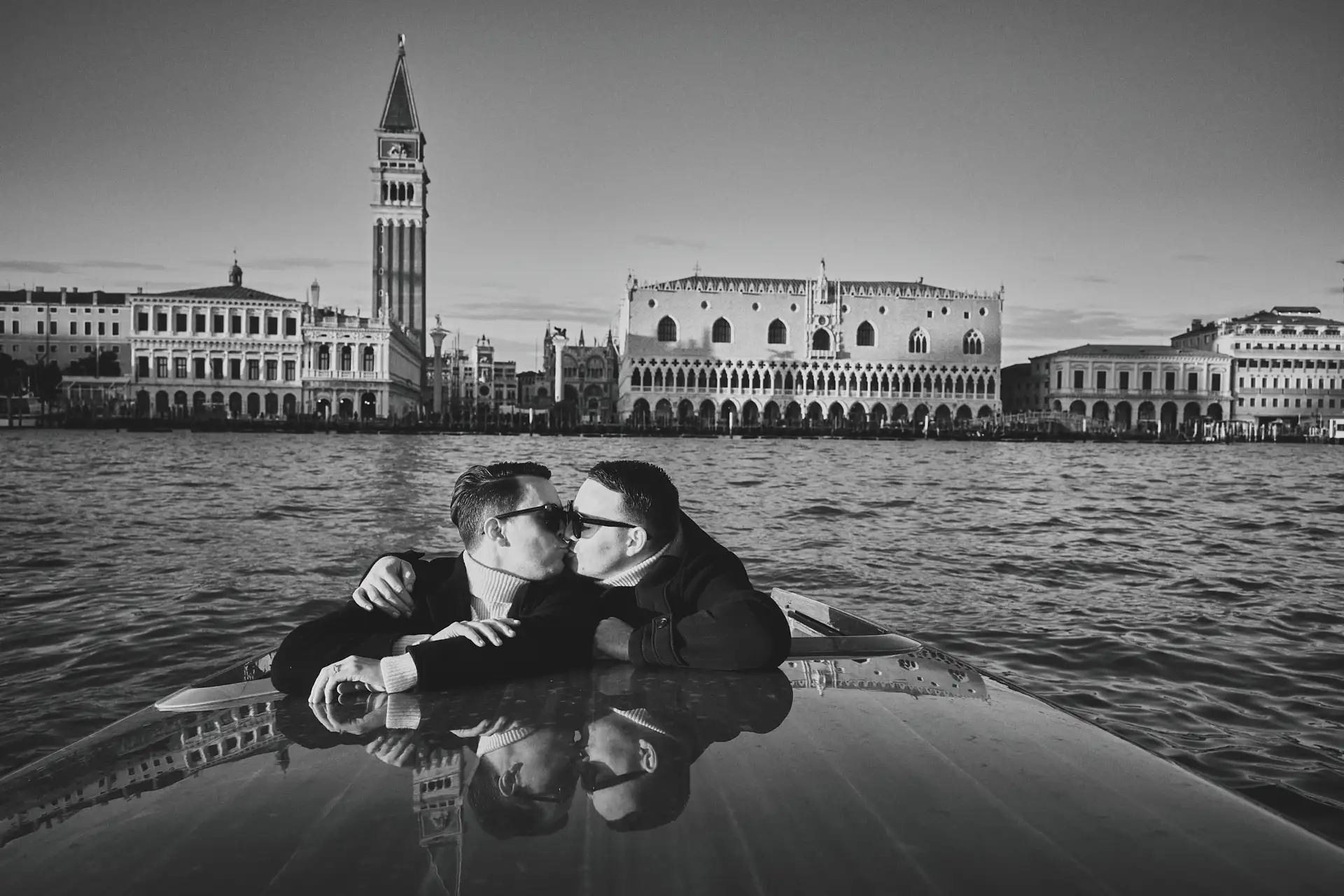 stylish venice engagement shoot