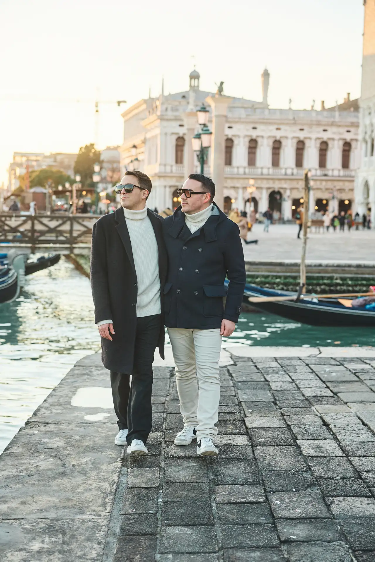 stylish venice engagement shoot