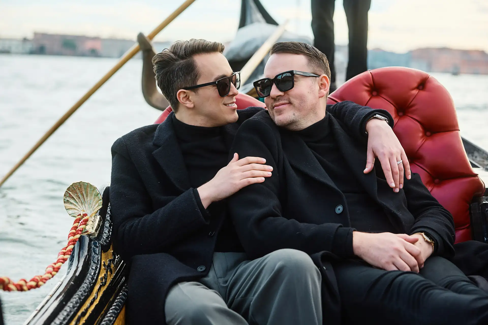stylish venice engagement shoot