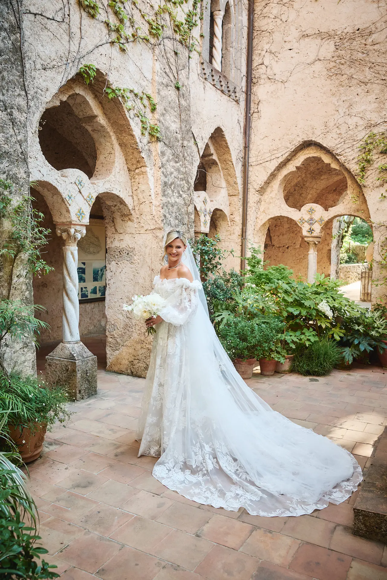 julie marc villa cimbrone