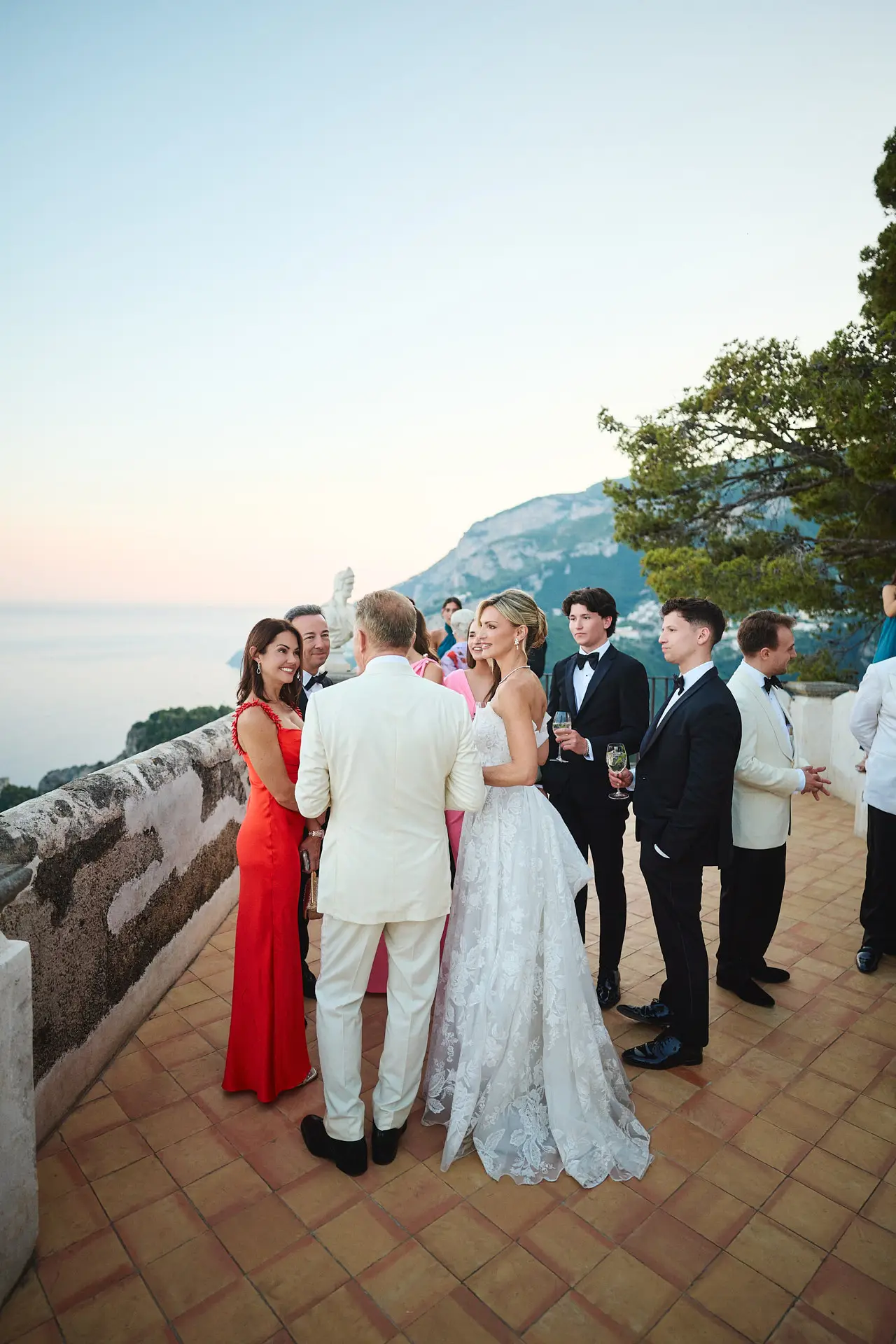 julie marc villa cimbrone
