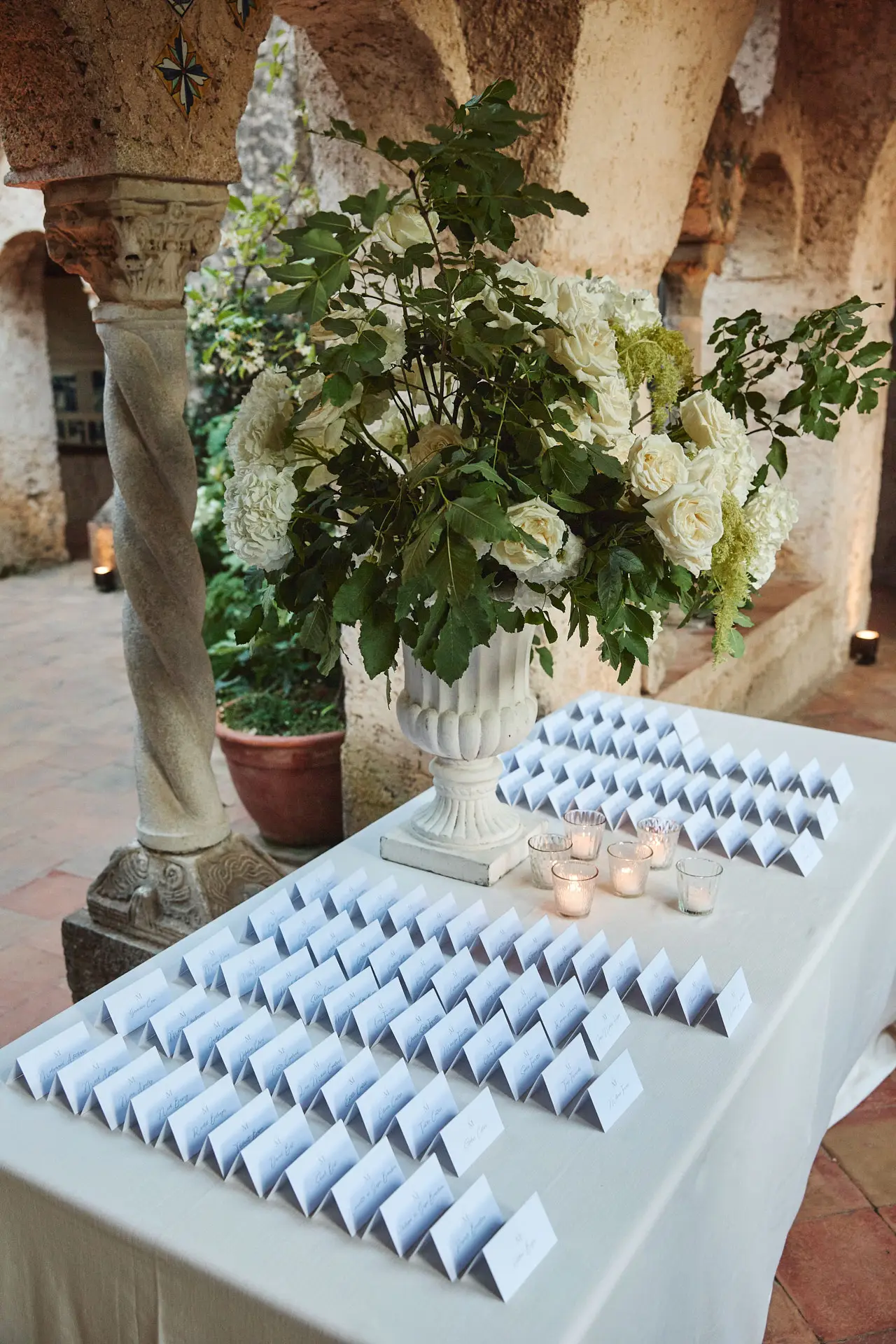 julie marc villa cimbrone