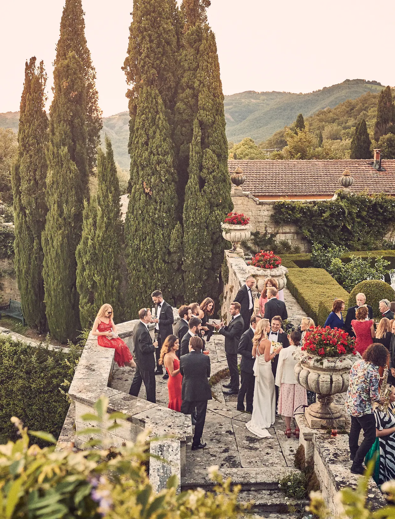 socializing la foce gardens